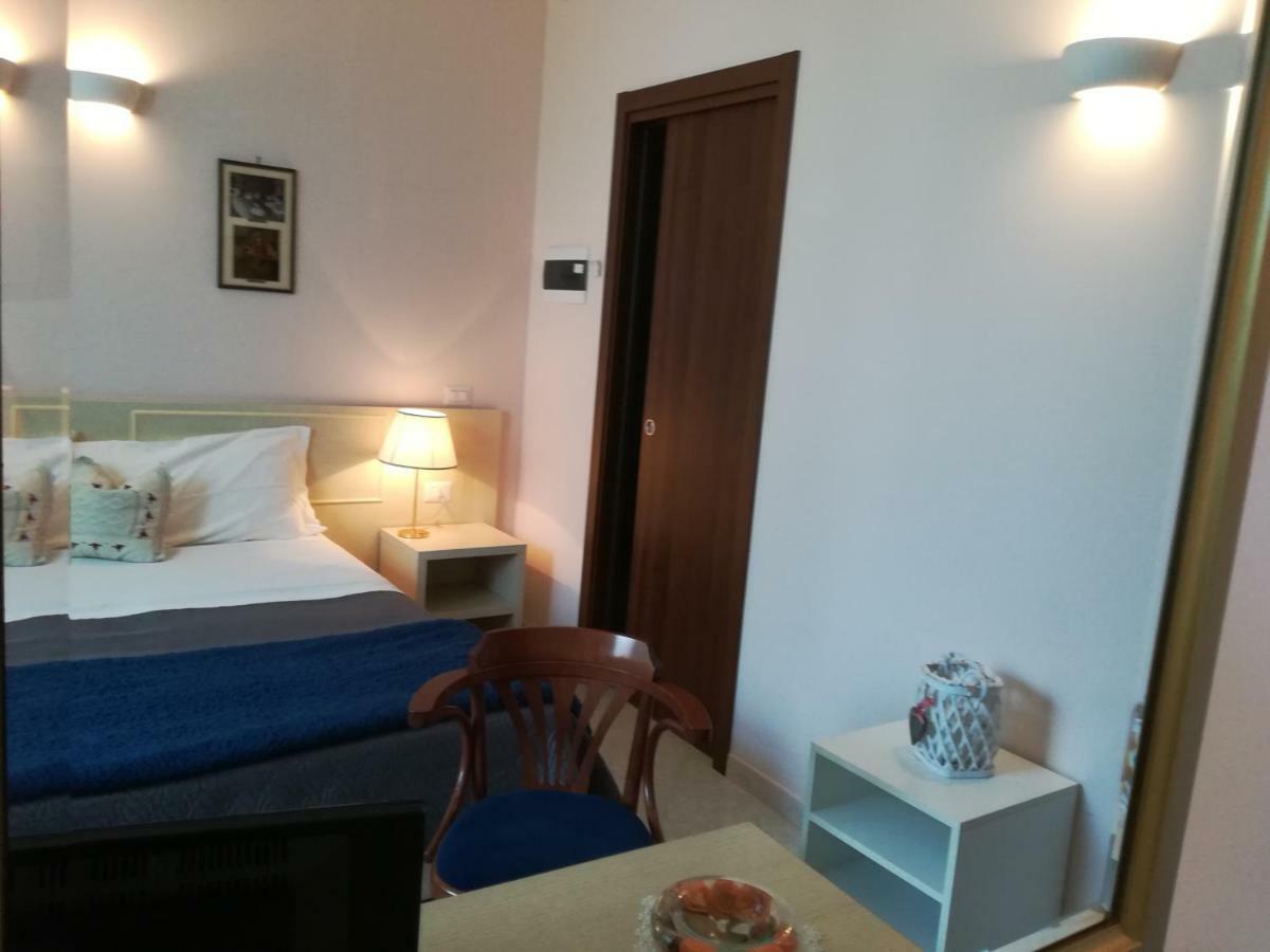 B&B La Maison Sammichele Di Bari Dış mekan fotoğraf